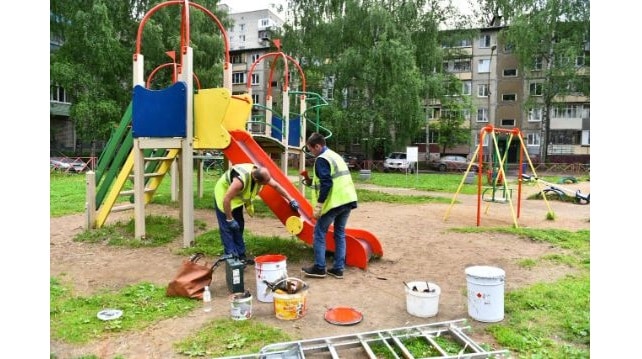 дитячі ігрові майданчики